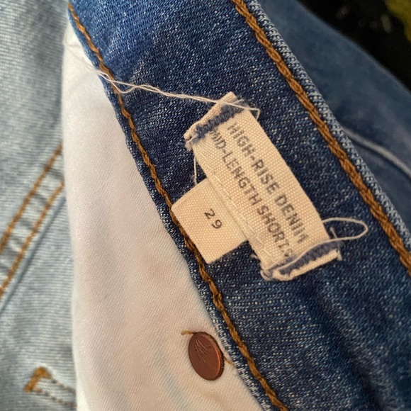 [Madewell] High Waist Mid Length Denim Shorts - Picture 7 of 12